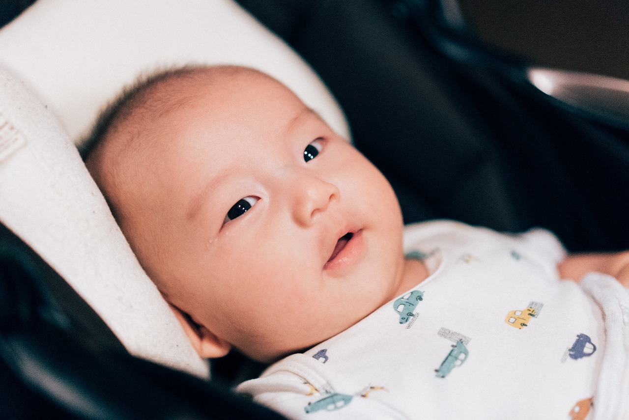 小孕妈供卵生的宝宝鼻涕堵了怎么办（孕妈供卵生的宝宝鼻涕鼻塞怎么办）